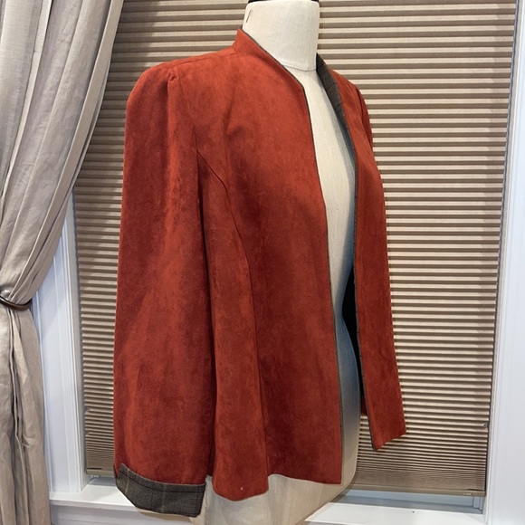 Perceptions Faux Suede Open Front Blazer - Picture 4 of 5